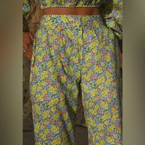 YLLW the Label Lou Linen Pants in Palisades. Size Large, fits more like Med.